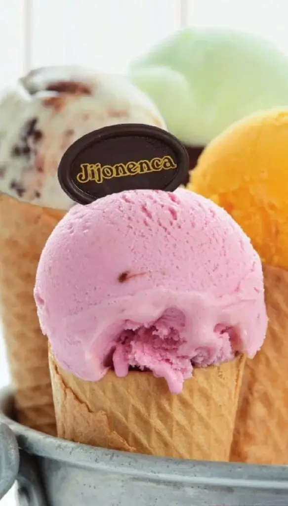 ¿Alguna vez has probado la creación perfecta? ¡Aquí la tienes! Gelateria Magda y Jijonenca. Date el gusto y déjate llevar, tu paladar te lo agradecerá.